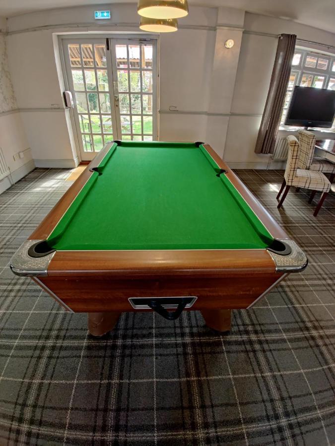 Woolpack Inn ชิชิสเตอร์ ภายนอก รูปภาพ